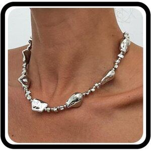 Irregular Choker Necklace | Baroque Pearl